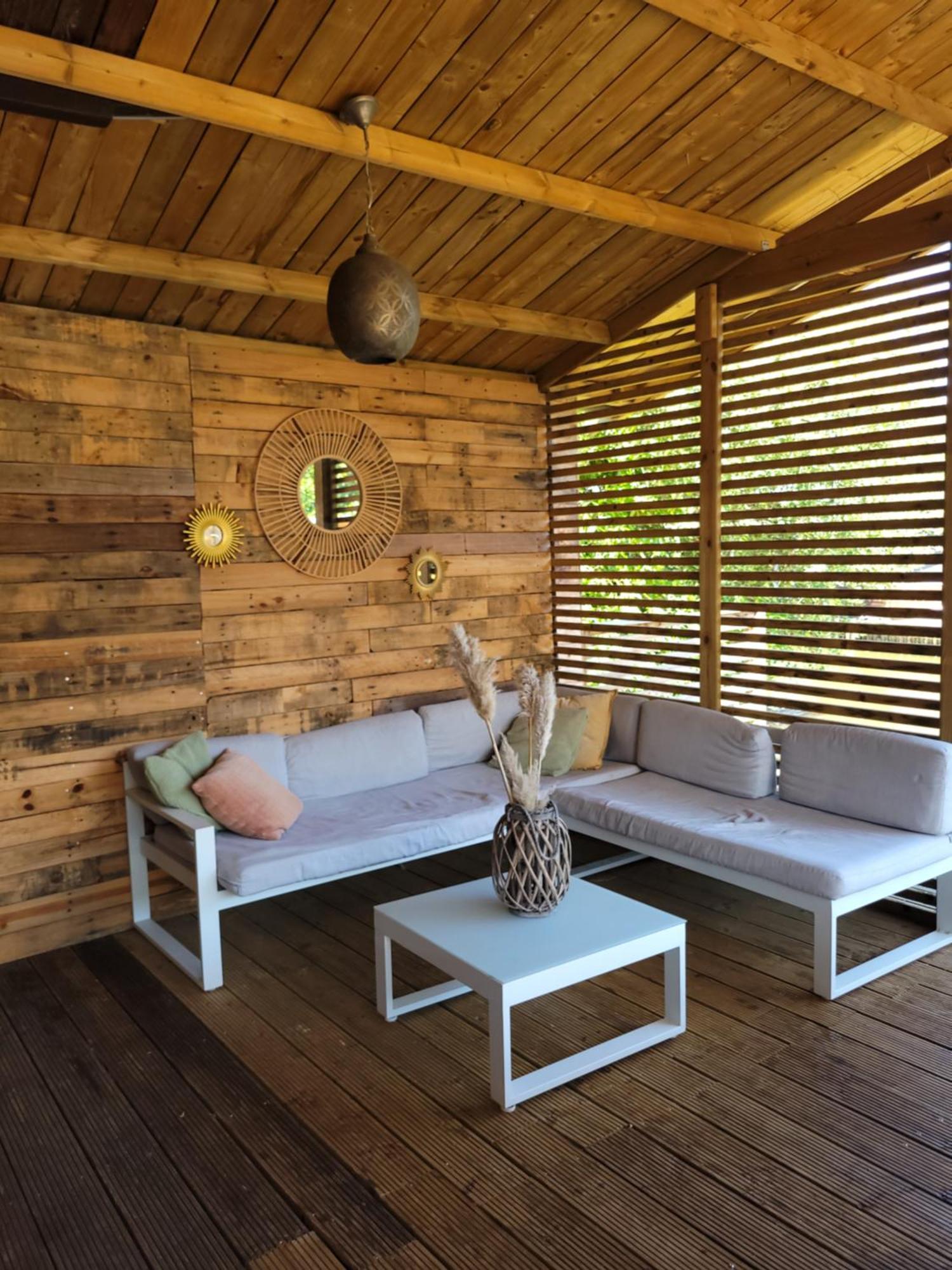 Rustig Gelegen Chalet Solvo Met Terras Aan Het Water Geel Dış mekan fotoğraf